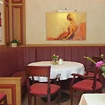 菲森凯勒沃德酒店 酒店 巴特伊堡