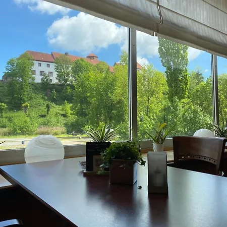 מלון Waldhotel Felsenkeller
