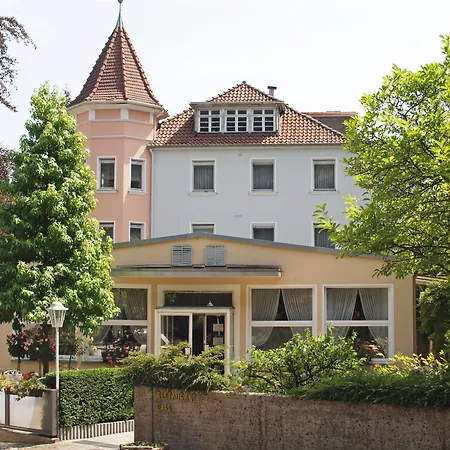 Waldhotel Felsenkeller Am Teutoburger Wald 2*