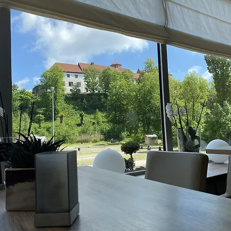 מלון Waldhotel Felsenkeller Am Teutoburger Wald
