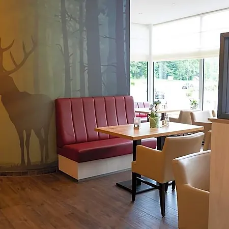 Waldhotel Felsenkeller Am Teutoburger Wald 2*