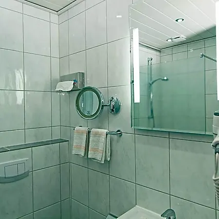 Hotel Waldhotel Felsenkeller Am Teutoburger Wald Bad Iburg